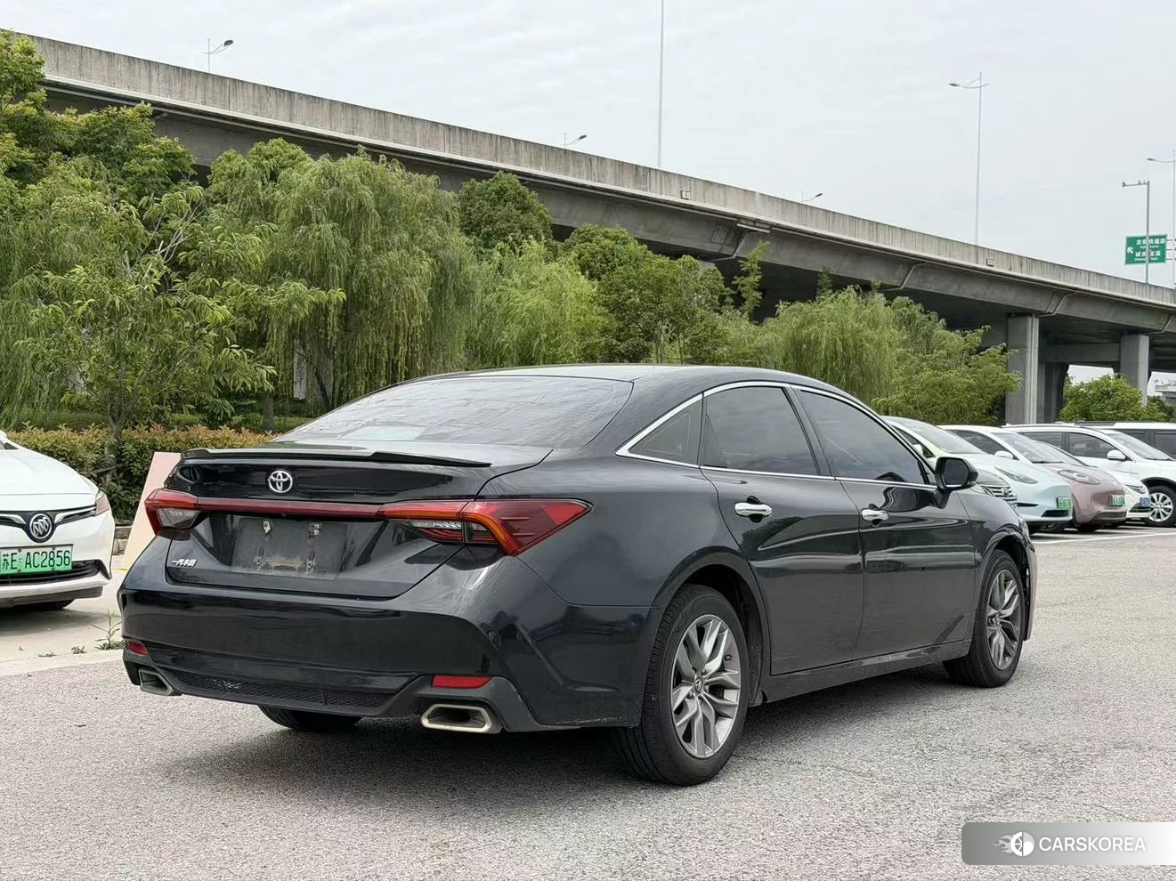 Toyota Avalon 2019 Черный из Китая, фото 2