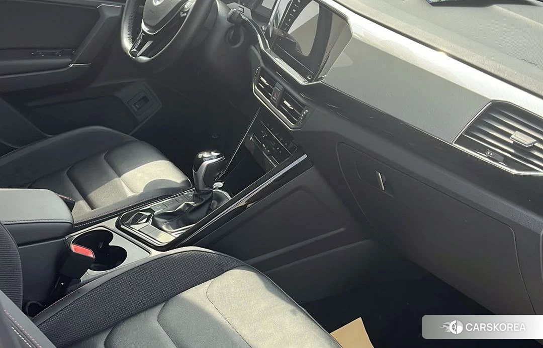 Volkswagen Tayron 2021 Черный из Китая, фото 2