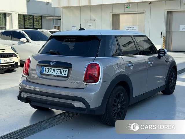 Mini Cooper 2023 Розовый из Кореи, фото 2