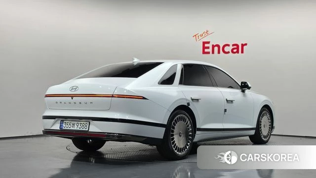 Hyundai Grandeur Hybrid (GN7) id 5001928 из Кореи 12