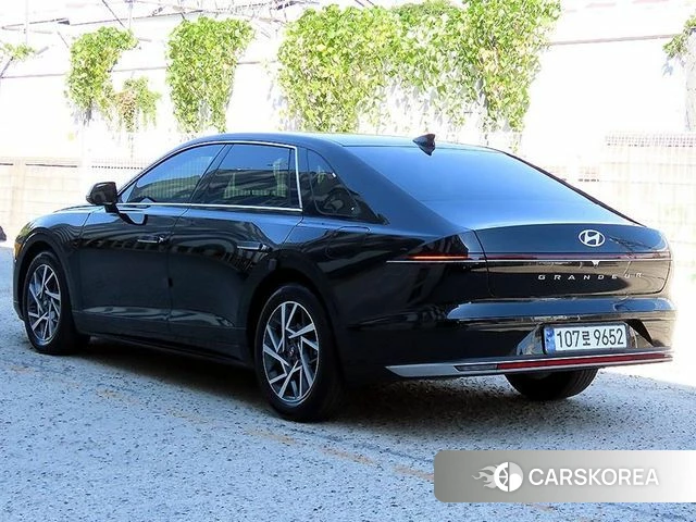Hyundai Grandeur (GN7) id 4980262 из Кореи 12