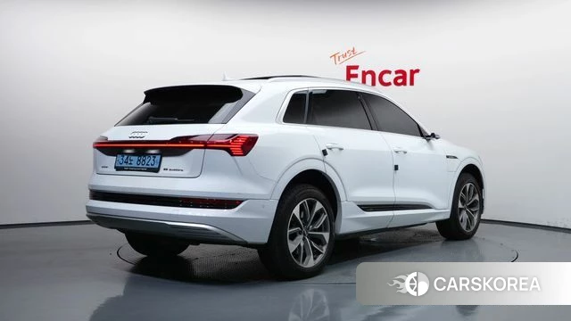 Audi e-Tron id 4982485 из Кореи 12