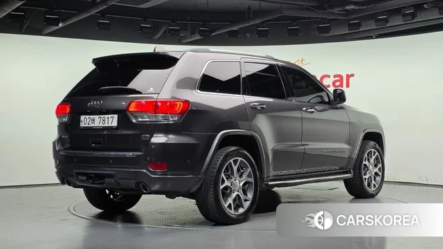 Jeep Grand Cherokee id 5048250 из Кореи 12