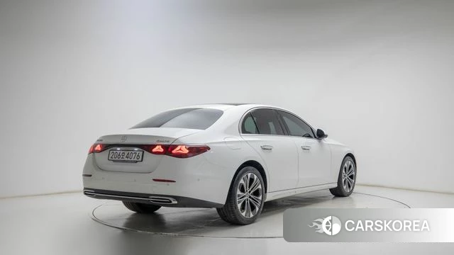 Mercedes-Benz E-Class W214 id 4995409 из Кореи 12