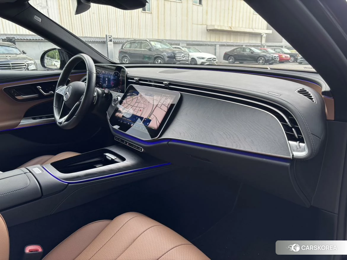 Mercedes-Benz E-Class 2024 Черный из Китая, фото 3