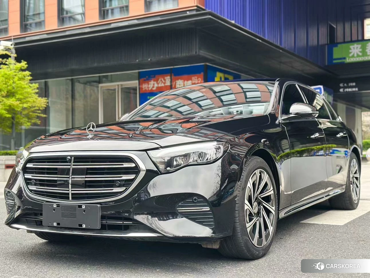 Mercedes-Benz E-Class 2025 Черный из Китая, фото 5