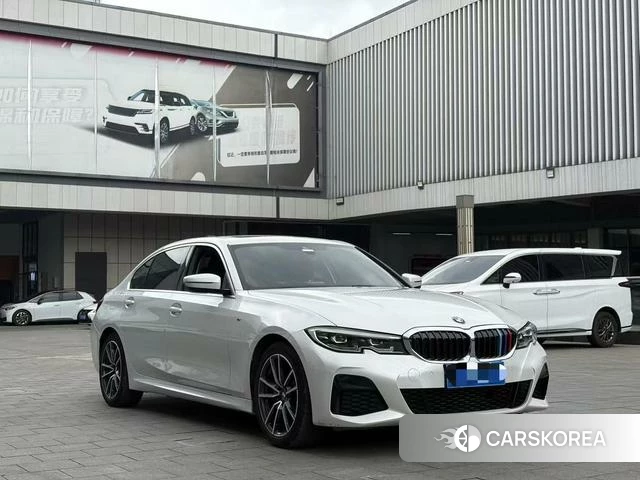 BMW 3 series 2022 Белый из Китая, фото 2