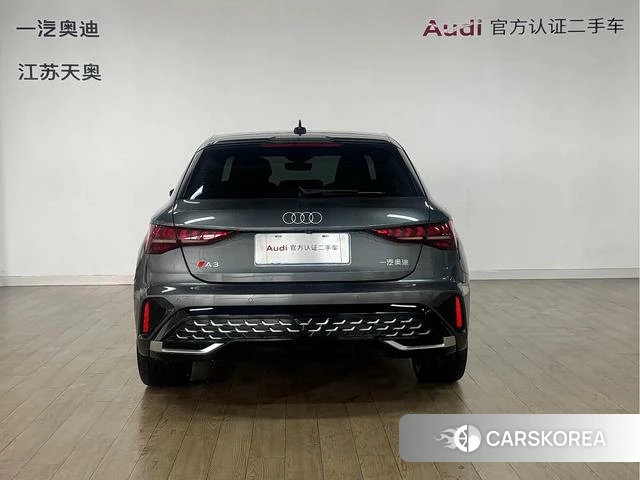 Audi A3 2025 Темно-серый из Китая, фото 2