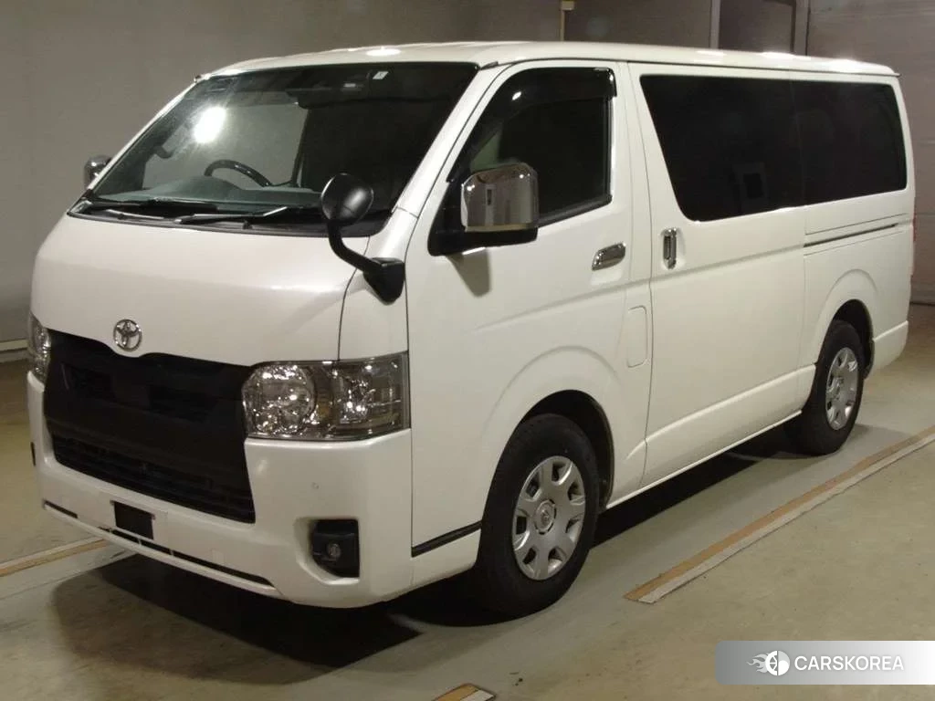Toyota HiAce Van 2023 из Японии, фото 2