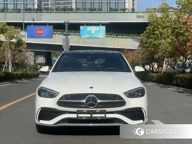 Mercedes-Benz C-class 2025 Белый из Китая, фото 2