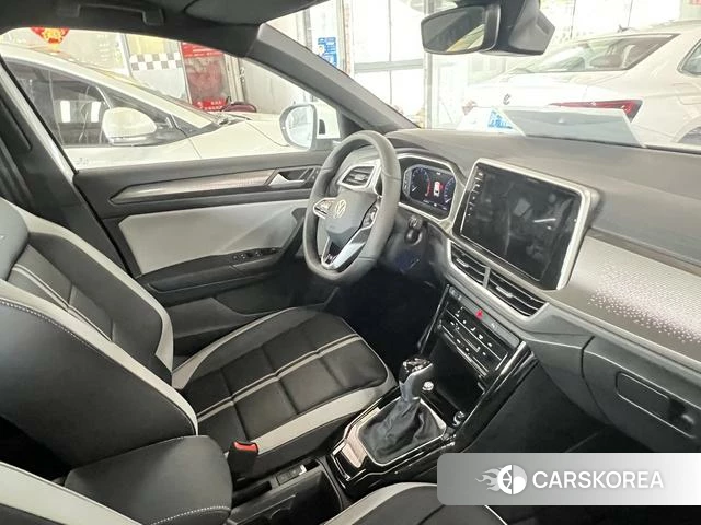 Volkswagen T-Roc 2025 Белый из Китая, фото 2