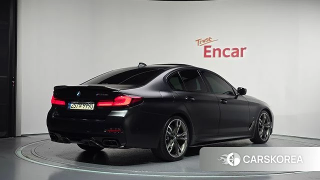 BMW 5 Series (G30) id 4987343 из Кореи 12