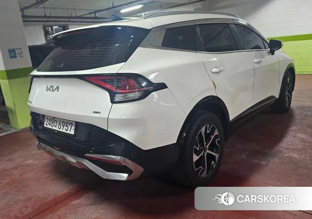 Kia Sportage 5th Generation Hybrid 2022 Белый двухцветный из Кореи, фото 2