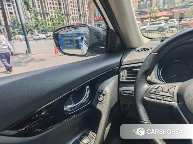 Nissan X-Trail 2021 -- из Китая, фото 2
