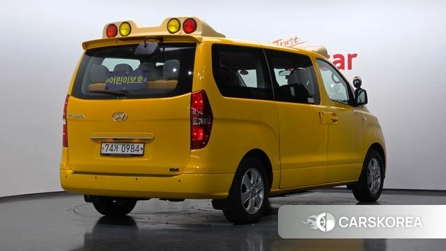 Hyundai The New Grand Starex id 4992629 из Кореи 12