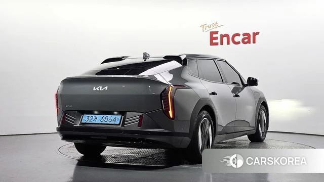 Kia EV4 id 4879612 из Кореи 12