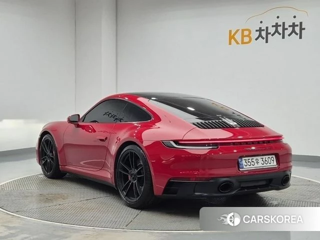 Porsche 911(992) id 5021638 из Кореи 12