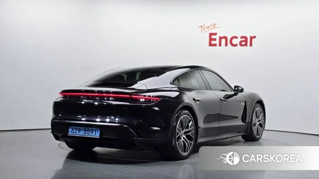 Porsche Taycan id 5027761 из Кореи 12