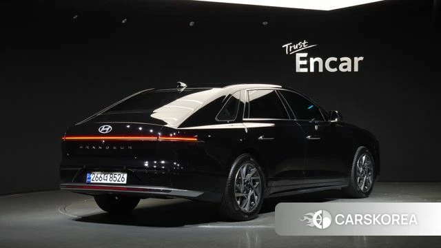 Hyundai Grandeur (GN7) id 5026732 из Кореи 12