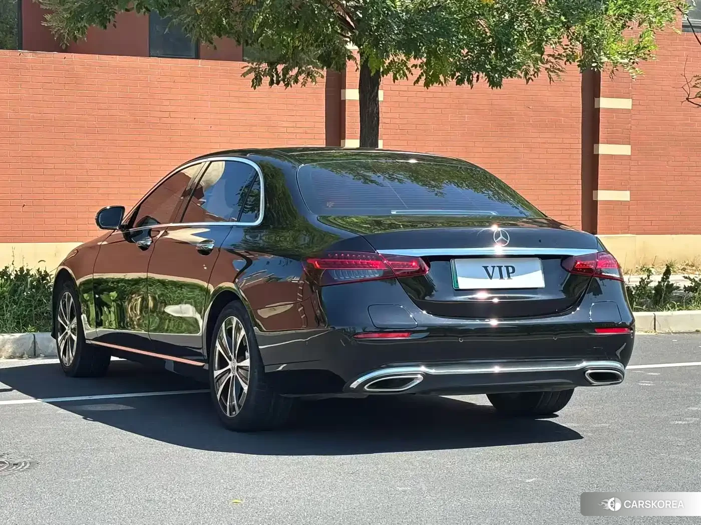Mercedes-Benz E-Class 2022 Черный из Китая, фото 2