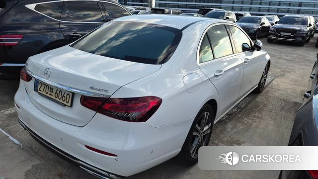 Mercedes-Benz E-Class W213 2021 Белый из Кореи, фото 2