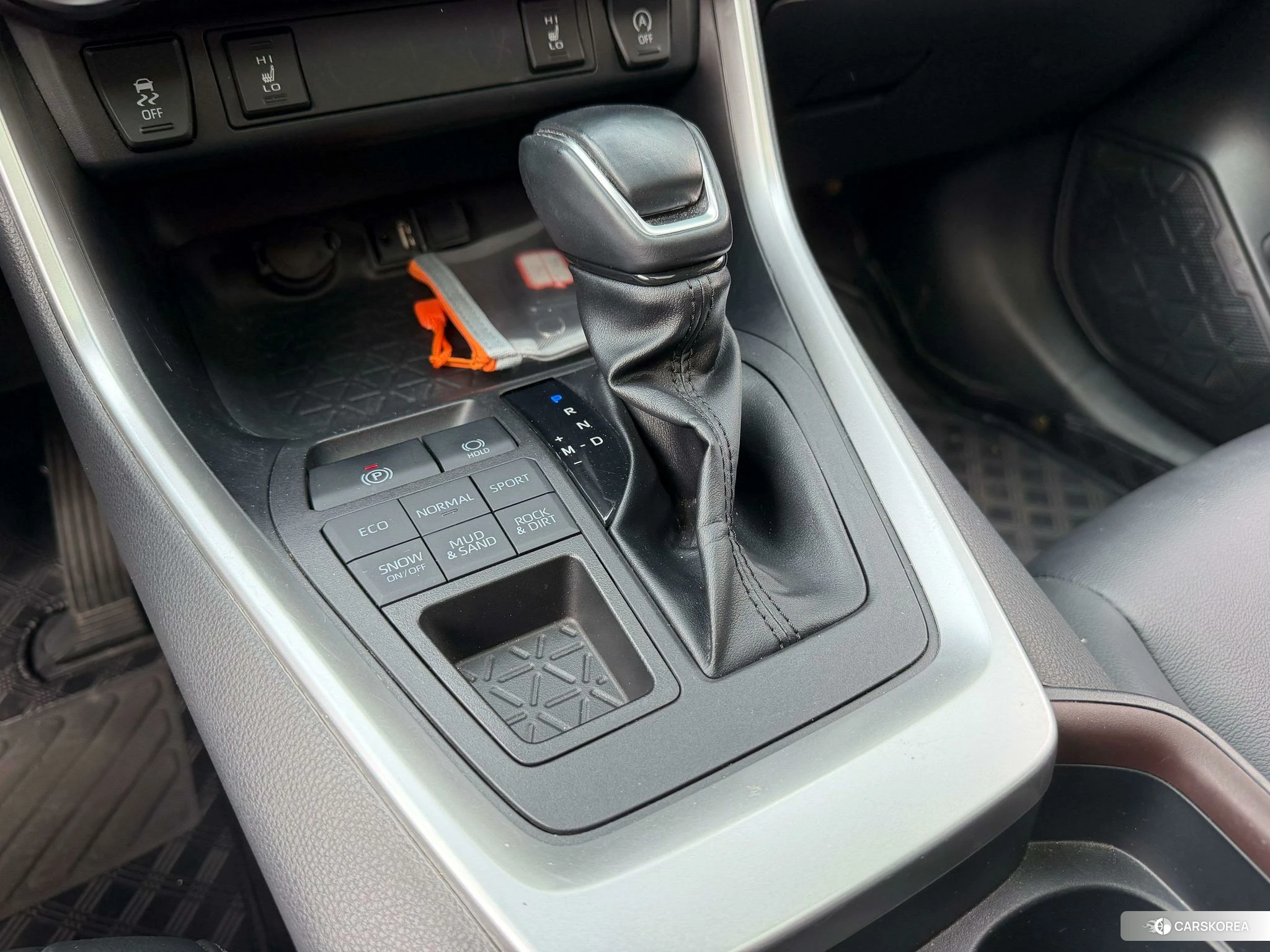 Toyota RAV4 2021 Белый из Китая, фото 5