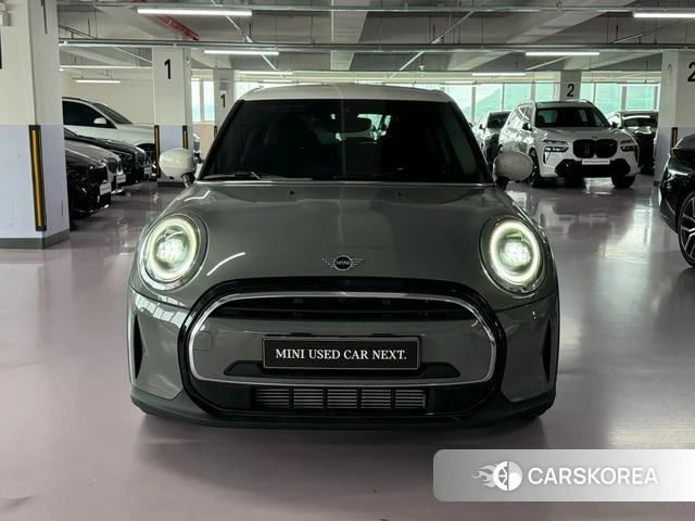 Mini Cooper 2022 Серебристо-серый из Кореи, фото 2