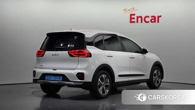 Kia Niro Plus id 5033900 из Кореи 12