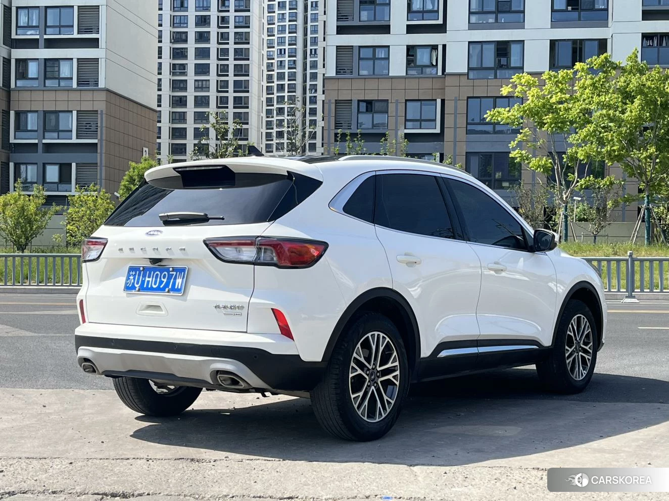 Ford Escape 2020 Белый из Китая, фото 2