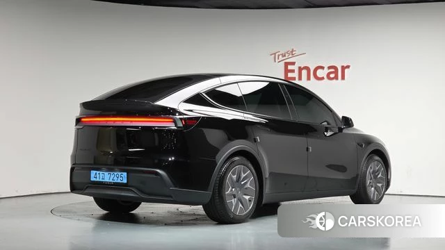 Tesla Model Y id 5045422 из Кореи 12