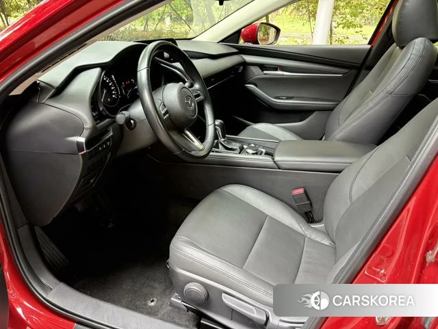 Mazda 3 2021 Красный из Китая, фото 3