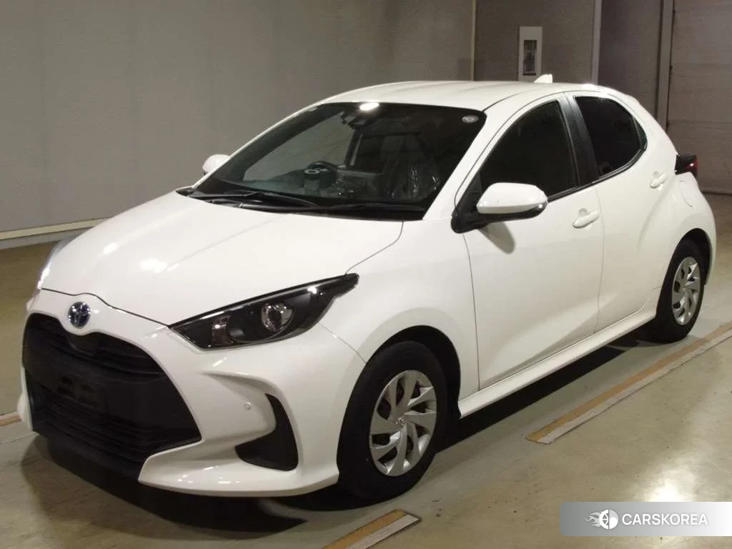 Toyota Yaris 2023 из Японии, фото 2
