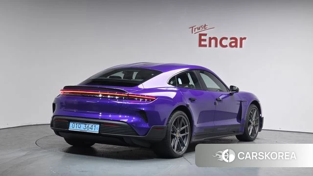 Porsche Taycan id 3864007 из Кореи 12
