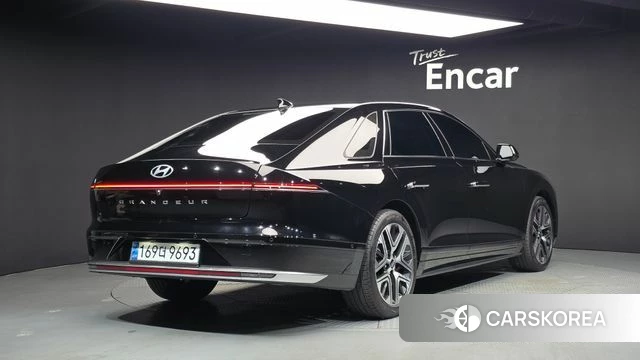 Hyundai Grandeur Hybrid (GN7) id 4792571 из Кореи 12