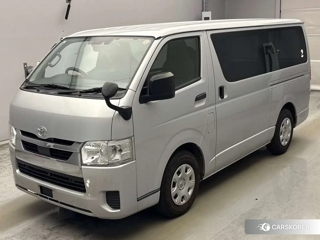 Toyota HiAce Van 2021 из Японии, фото 2