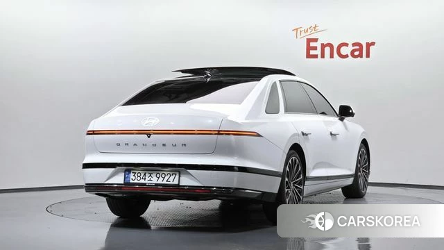 Hyundai Grandeur (GN7) id 5021375 из Кореи 12