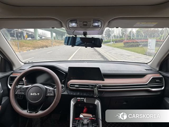 Kia Sportage 2022 Белый из Китая, фото 4