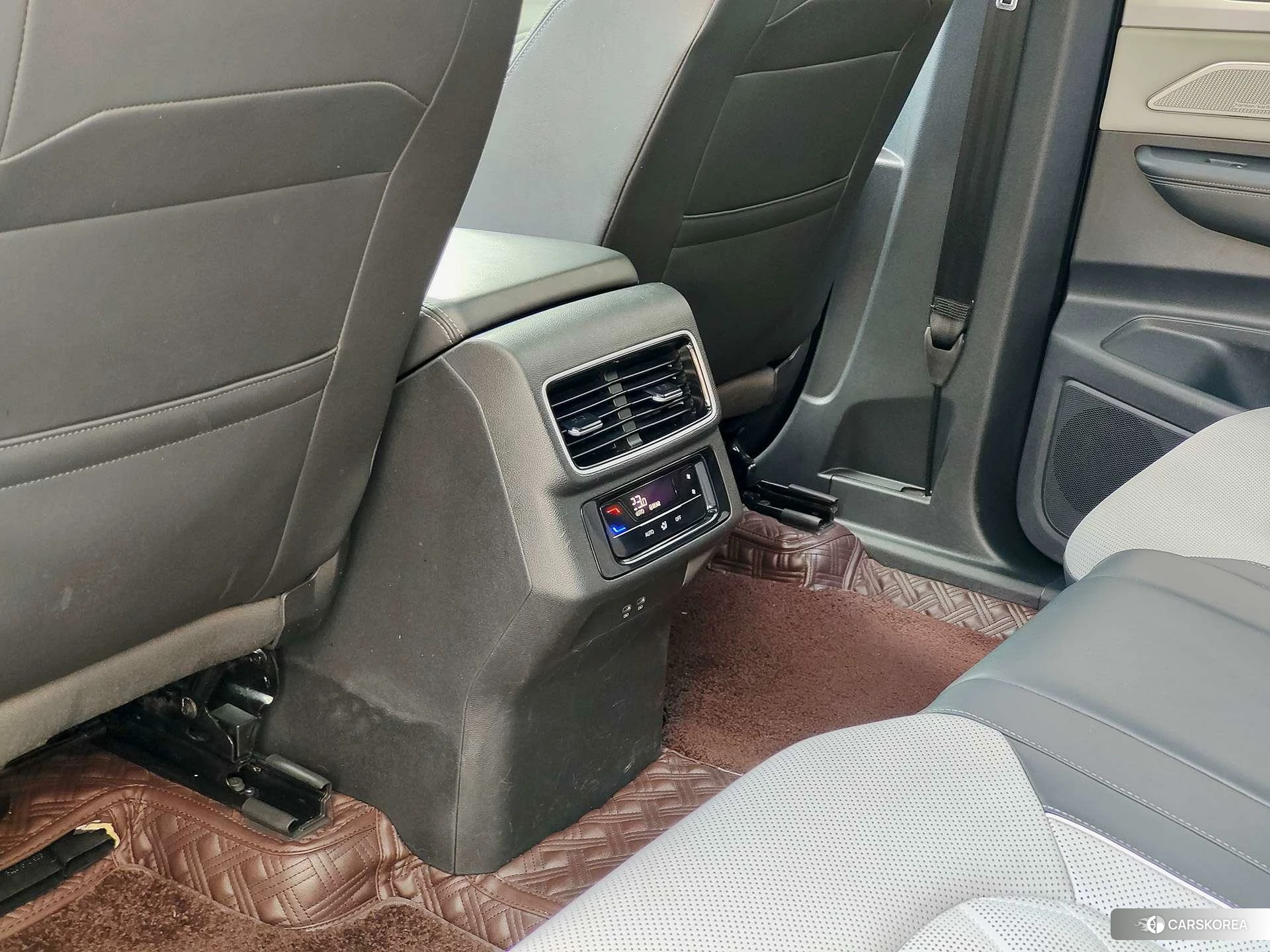 Volkswagen Tavendor 2022 Темно-серый из Китая, фото 2