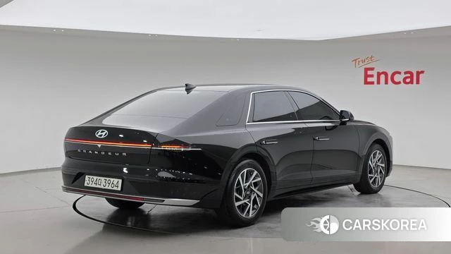 Hyundai Grandeur Hybrid (GN7) id 5011325 из Кореи 12