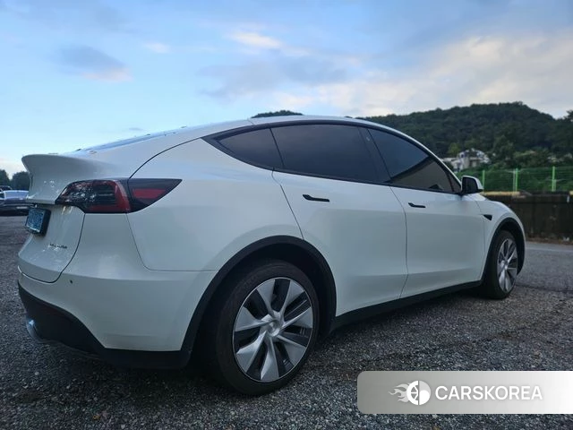 Tesla Model Y 2023 Белый из Кореи, фото 6
