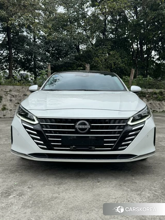 Nissan Altima 2023 Белый из Китая, фото 4