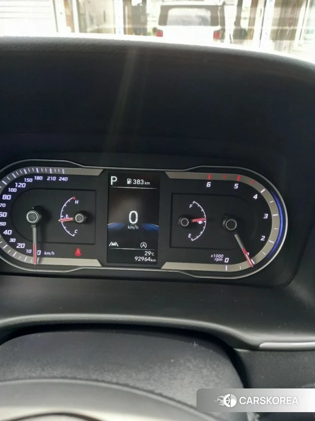 Hyundai Tucson (NX4) 2022 Серебристо-серый из Кореи, фото 3