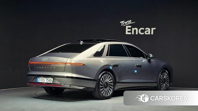 Hyundai Grandeur Hybrid (GN7) id 4958078 из Кореи 12