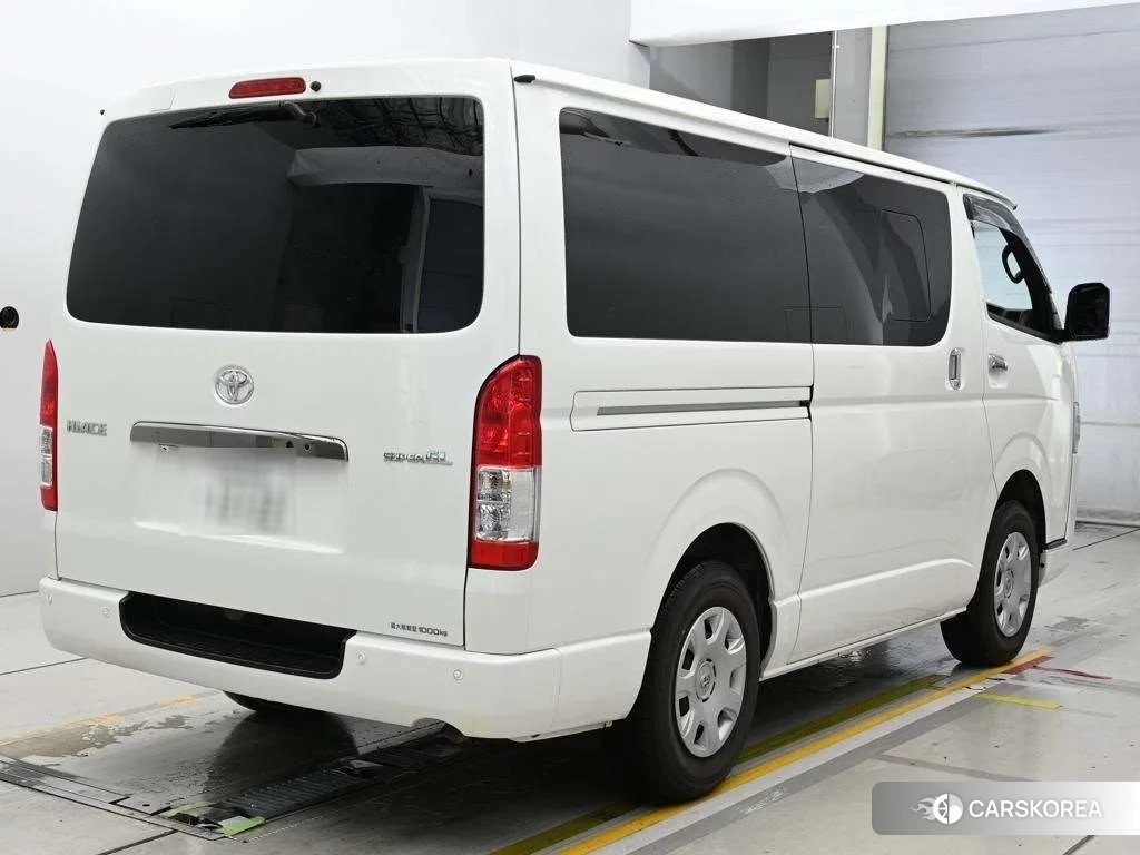 Toyota HiAce Van 2025 из Японии, фото 2
