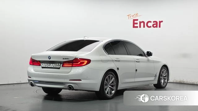 BMW 5 Series (G30) id 5018366 из Кореи 12