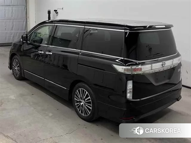 Nissan Elgrand 2019 из Японии, фото 2