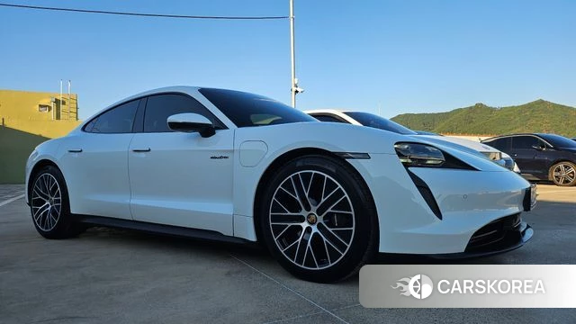 Porsche Taycan id 5026789 из Кореи 12