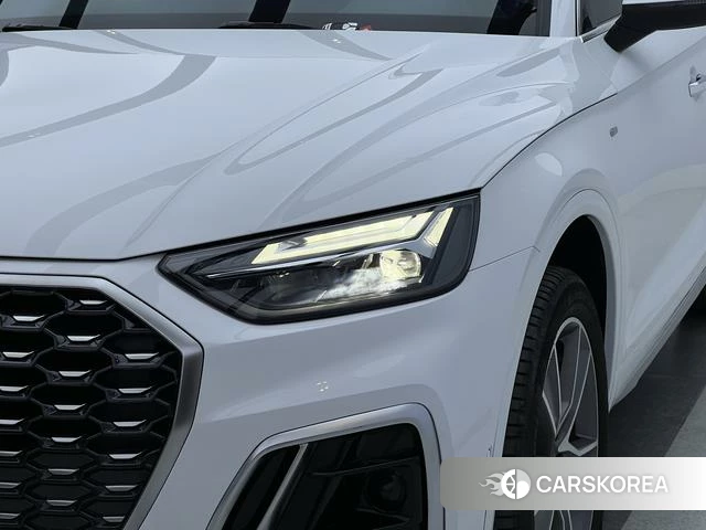 Audi Q5L 2022 Белый из Китая, фото 2