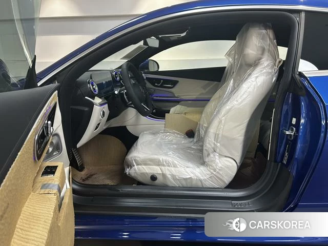 Mercedes-Benz CLE 2025 Синий из Китая, фото 5