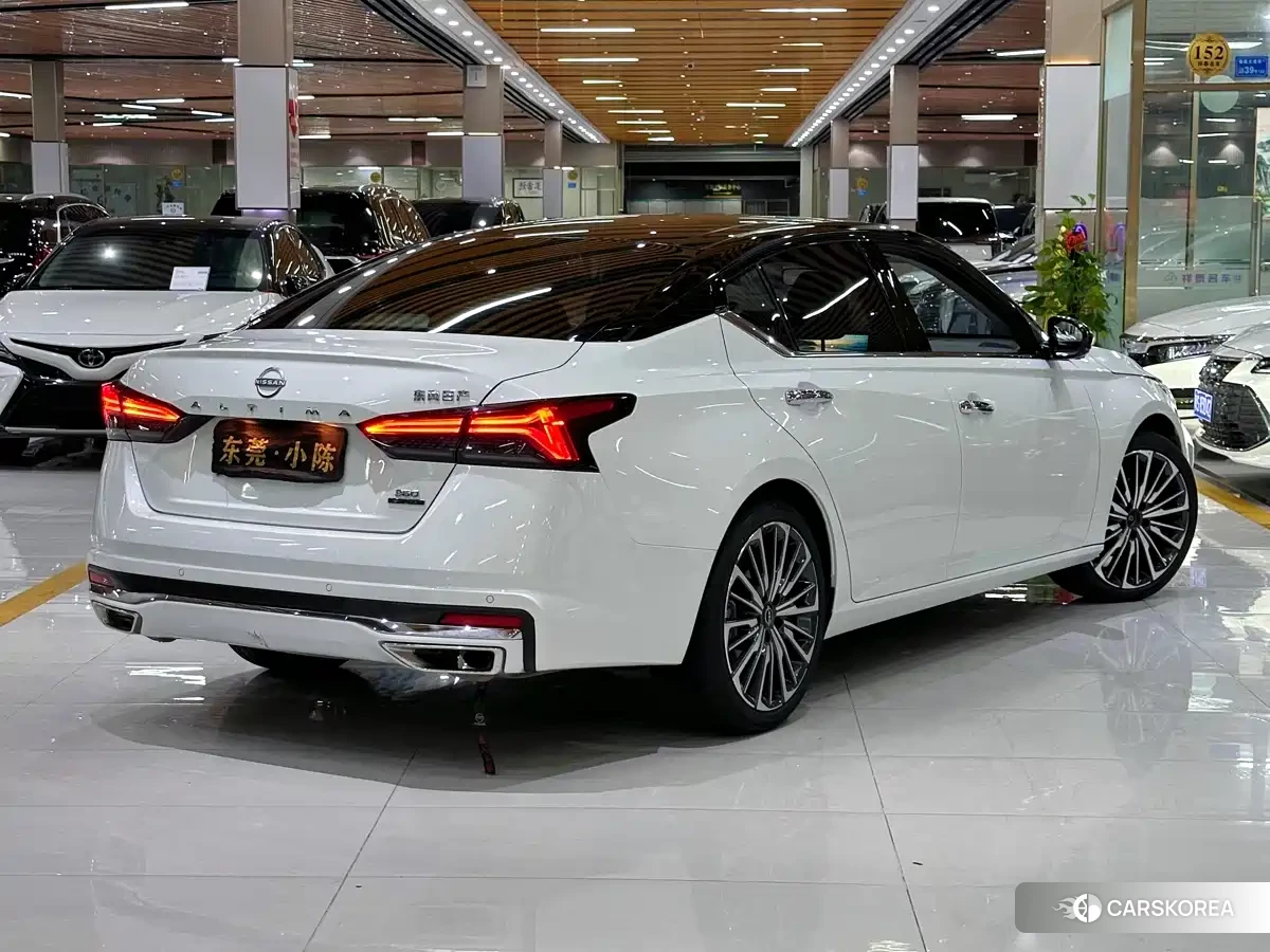 Nissan Altima 2023 Белый из Китая, фото 3